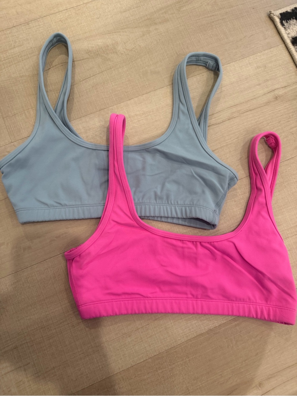 CRZ YOGA Scoop Sports Bra Bundle, both sz small
